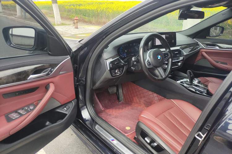 Used BMW 5 Series 2021 Facelifted 525Li M Sport Package