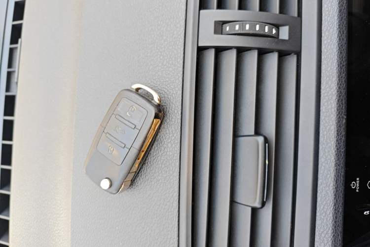 Used Skoda Fabia 2016 1.4L Automatic Car Enjoy Edition Vehicle Key