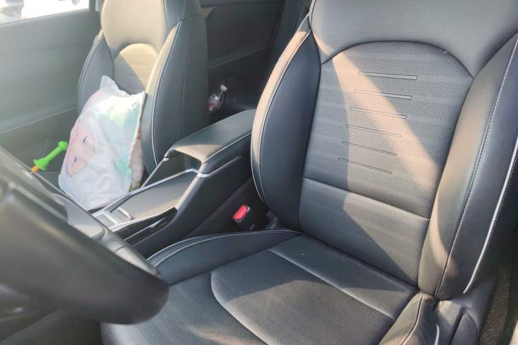 Used Kia K3 2023 1.5L CVT Luxury Edition Left Front Seat