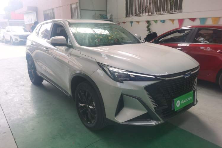 Used CHANGAN OSHAN X5 PLUS 2023 1.5T DCT Excellence Edition Front Right 45 Deg