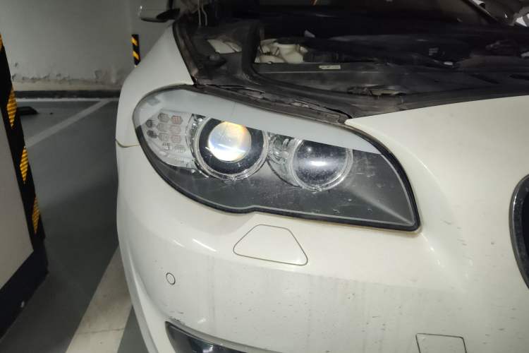 Used BMW 5 Series 2013 525Li Leading Model Right Front Headlight