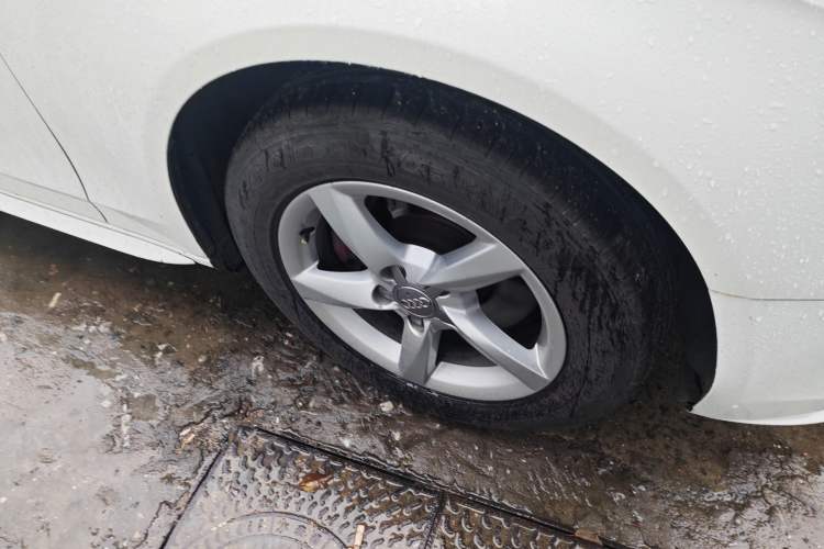 Used Audi A4L 2013 35 TFSI Automatic Standard Model
