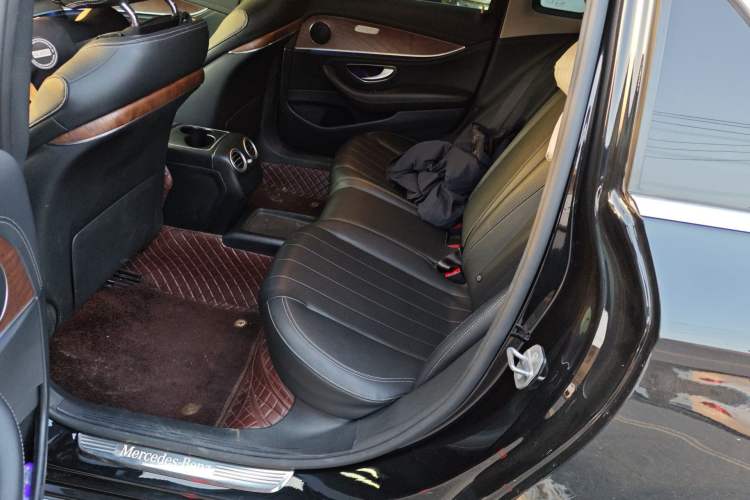 Used Mercedes-Benz E-Class 2019 E 260 L 4MATIC