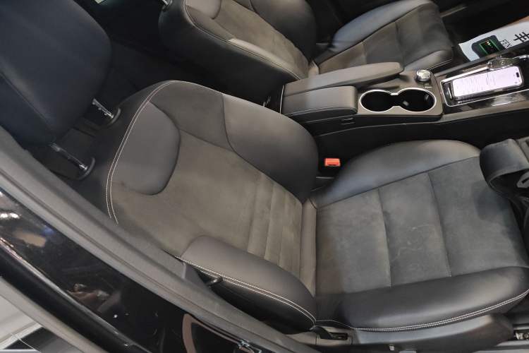 Used Mercedes-Benz GLK-Class 2015 GLK 300 4MATIC Luxury Ultimate Edition
