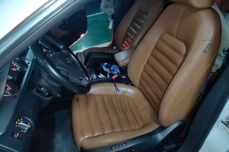 Used Volkswagen FAW-Volkswagen CC 2012 2.0 TSI Luxury Model Left Front Seat