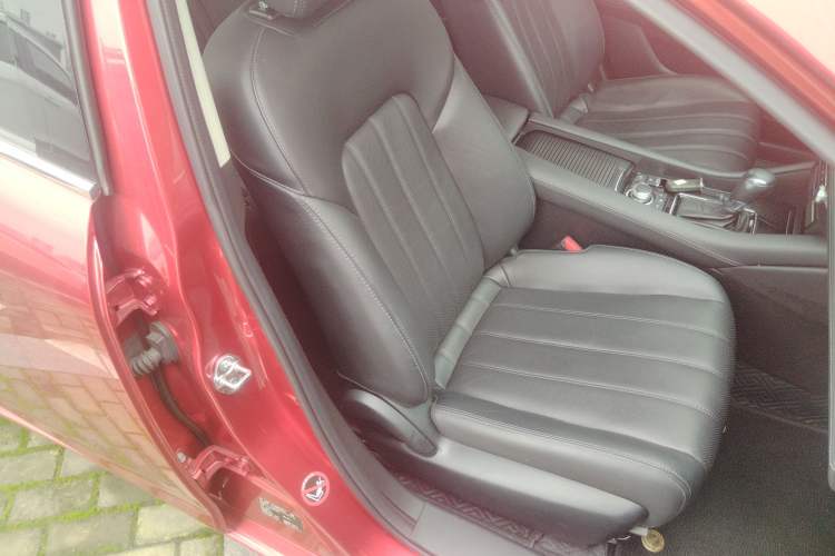 Used Mazda Atenza 2020 2.0L Blue Sky Luxury Edition Right Front Seat