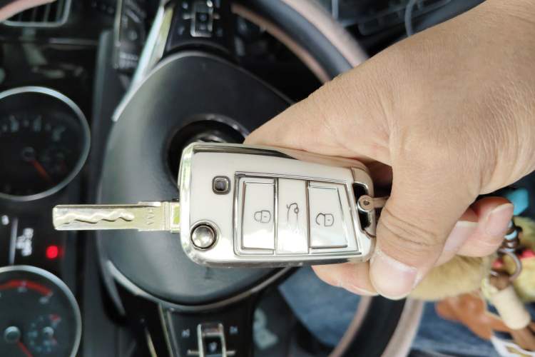 Used Volkswagen Golf 2018 1.6L Automatic Fashion Model
