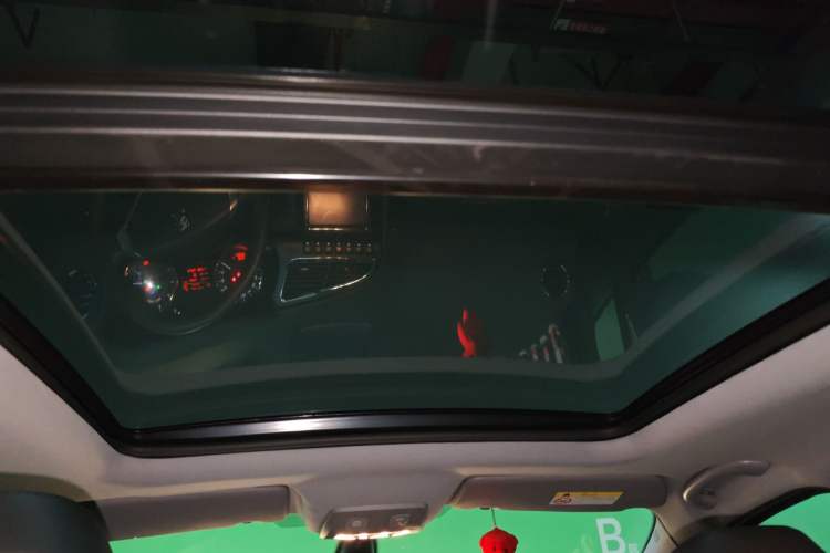 Used Peugeot 3008 2015 1.6THP Automatic Prestige Edition Headliner