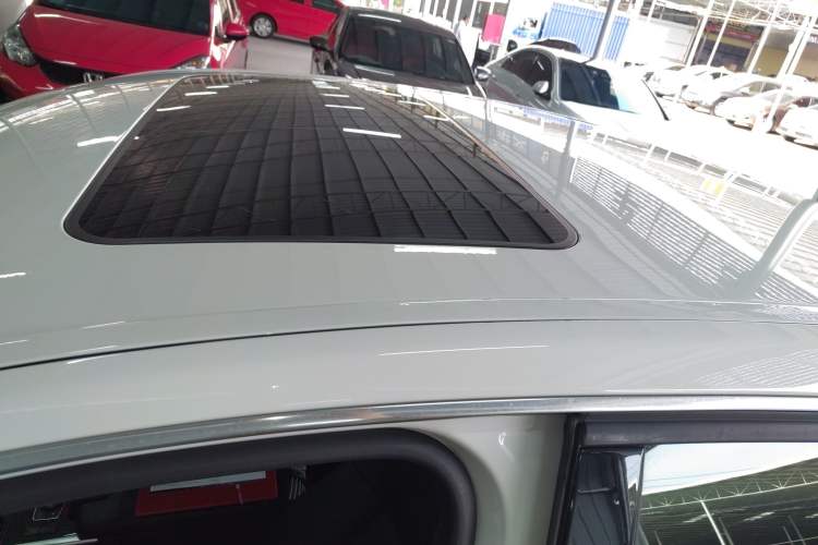 Used Mercedes-Benz E-Class 2015 Restyled E 260 L Sport Edition