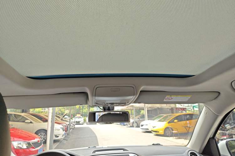 Used Volkswagen Tiguan 2015 1.8TSI Automatic Two-Wheel Drive Luxury Model