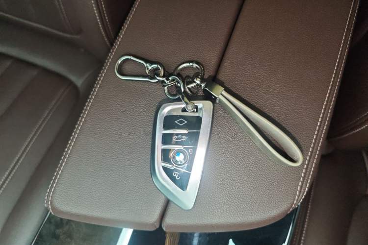 Used BMW 5 Series 2019 525Li M Sport Package
