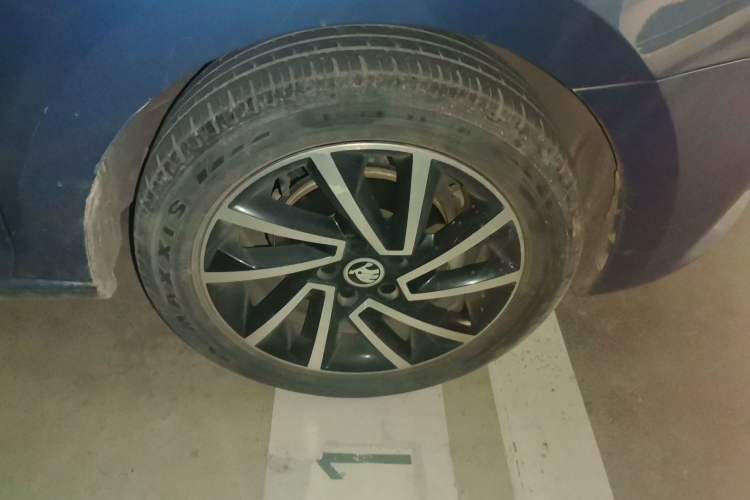 Used Skoda Rapid 2020 1.5L Automatic Comfort Edition
