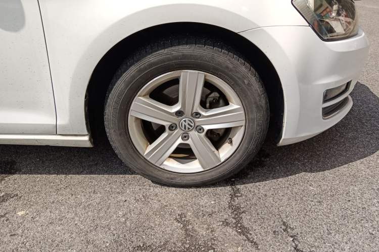 Used Volkswagen Golf 2015 1.4TSI Automatic Comfort Model
