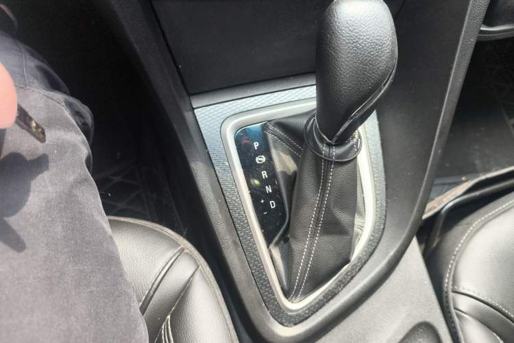 Used Buick GT 2019 18T Automatic Connected Elite Model China VI Standard Gear Lever