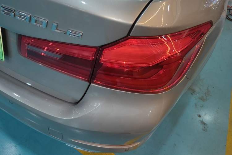 Used BMW 5 Series New Energy 2019 Updated 530Le Pioneer Edition
