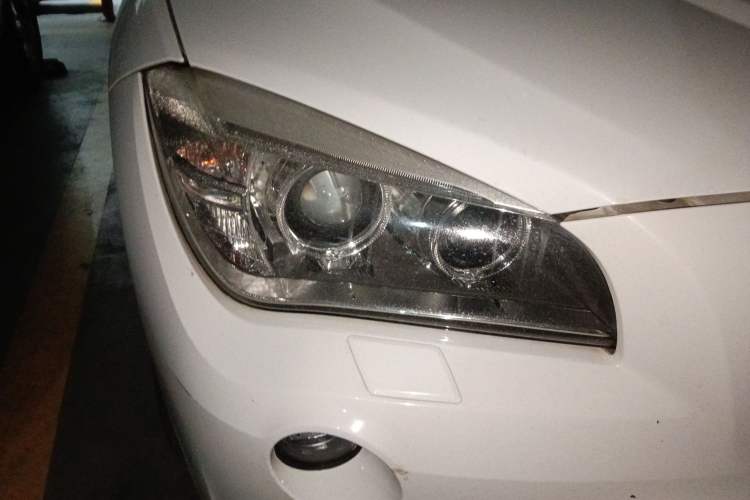 Used BMW X1 2012 sDrive18i Luxury Edition Right Front Headlight