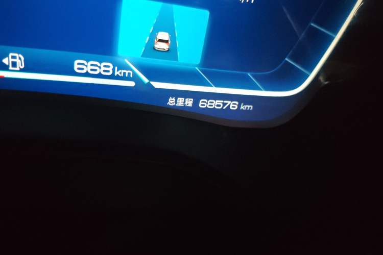 Used BYD Tang New Energy 2023 DM-i Champion Edition 112KM Prestige Model Odometer Close Up