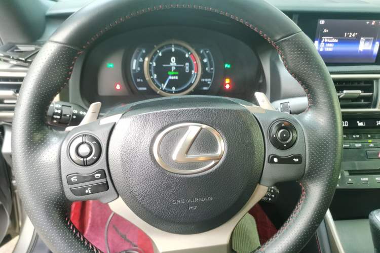 Used Lexus IS 2015 200t F SPORT