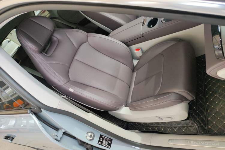 Used Leapmotor C11 2024 Range-Extended 300 Luxury Edition
