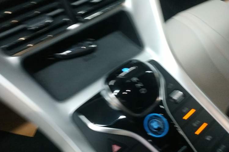 Used BYD Song Pro New Energy 2024 HONOR Edition DM-i 110KM Excellence Model
