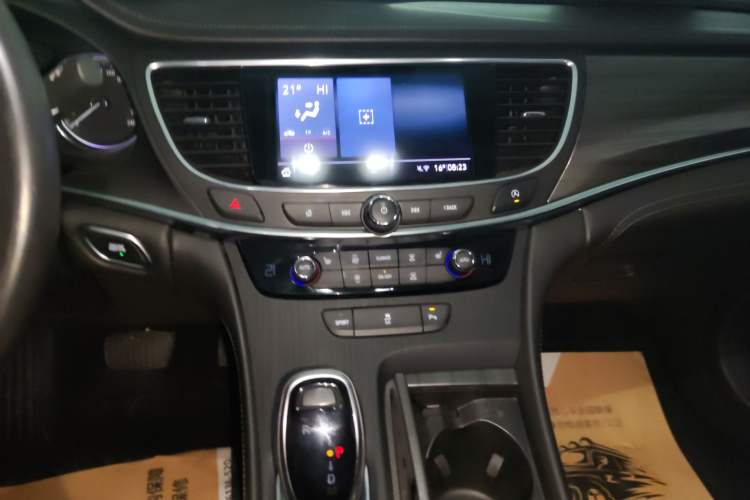 Used Buick LaCrosse 2021 652T Luxury Model Audio And AC Panel