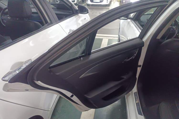 Used Cadillac ATS-L 2014 25T Comfort Model