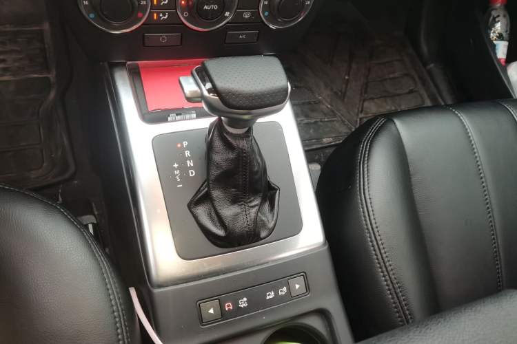 Used Land Rover Freelander 2 2013 2.2T SD4 S Diesel Version
