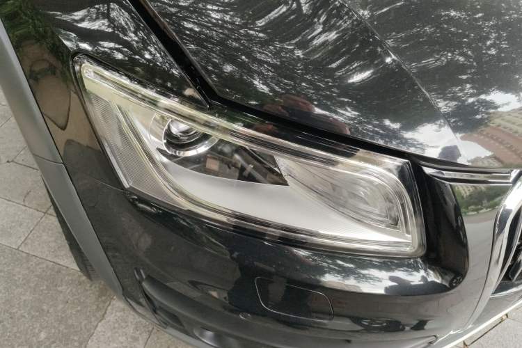 Used Audi Q5 2018 Collector's Edition 40 TFSI Technology Model