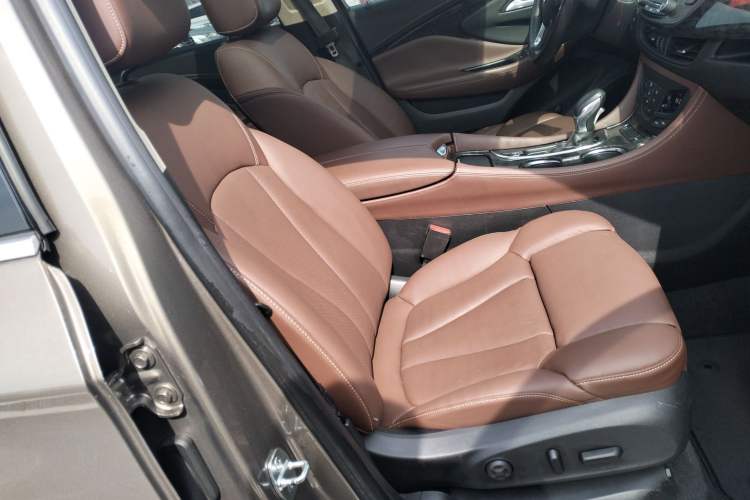 Used Buick Envision 2016 28T Four-Wheel Drive Luxury Model
