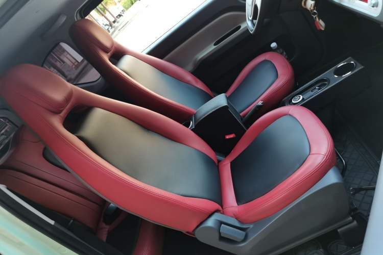 Used Wuling Hongguang MINIEV 2021 Macaron Fashion Model Lithium Iron Phosphate