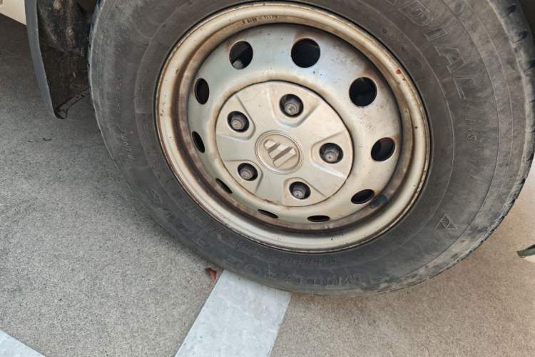 Used Foton Toano 2021 2.0T Manual Tongtu Long-Wheelbase Mid-Roof 3-Seater 4F20TC3 Right Front Wheel Hub