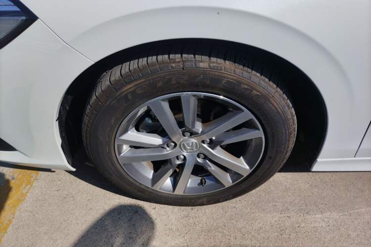 Used Honda Civic 2022 240TURBO CVT Dynamic Edition Left Front Wheel Hub