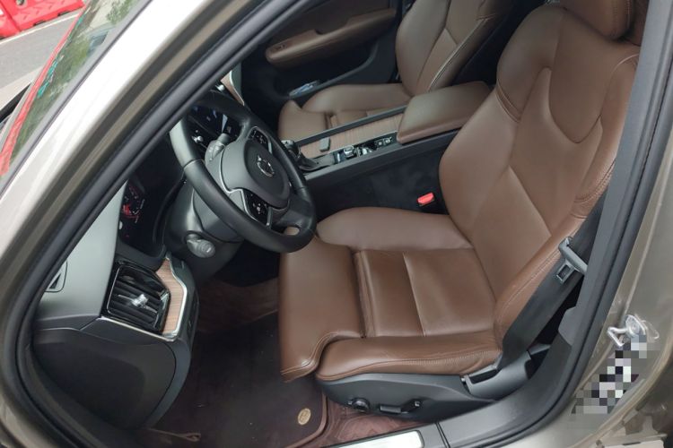 Used Volvo S60 2021 T4 Zhiyuan Luxury Edition