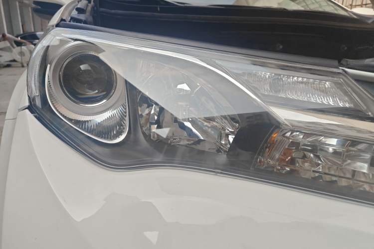 Used Toyota RAV4 2013 2.0L CVT Two-Wheel Drive Urban Edition