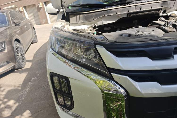 Used Mitsubishi ASX 2020 2.0L CVT Active Version