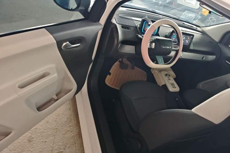 Used CHANGAN NEVO Lumin 2022 210km Sweet Edition