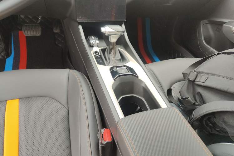 Used Dongfeng Aeolus Yixuan 2023 Mach Edition 1.5L Automatic Chasing Wind Version
