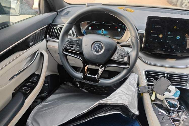 Used BYD Song PLUS New Energy 2021 DM-i 110KM Flagship Model Steering Wheel