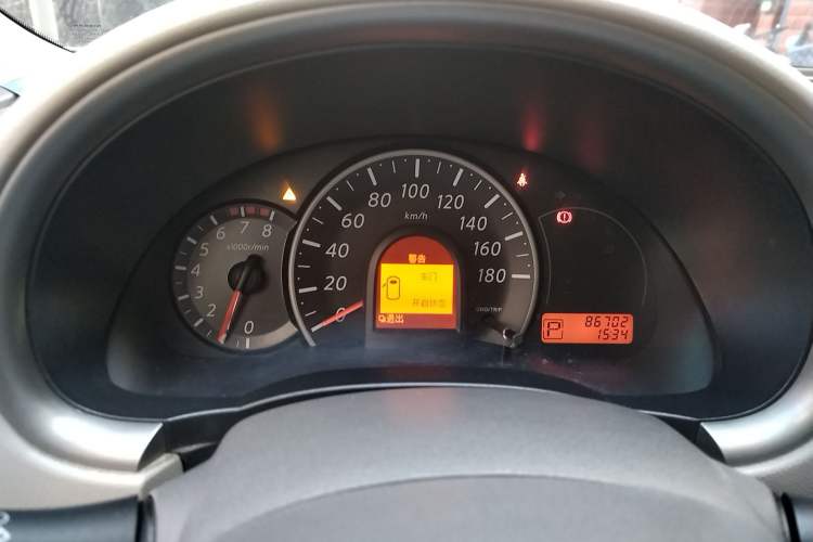 Used Nissan March 2010 1.5L Automatic Easy-Style Version