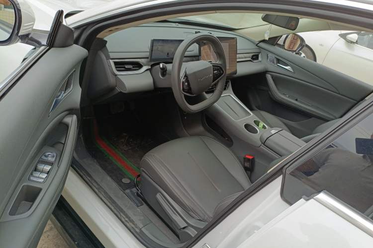 Used FORTHING Xinghai S7 2025 555 Hongyun Edition Driver Seat