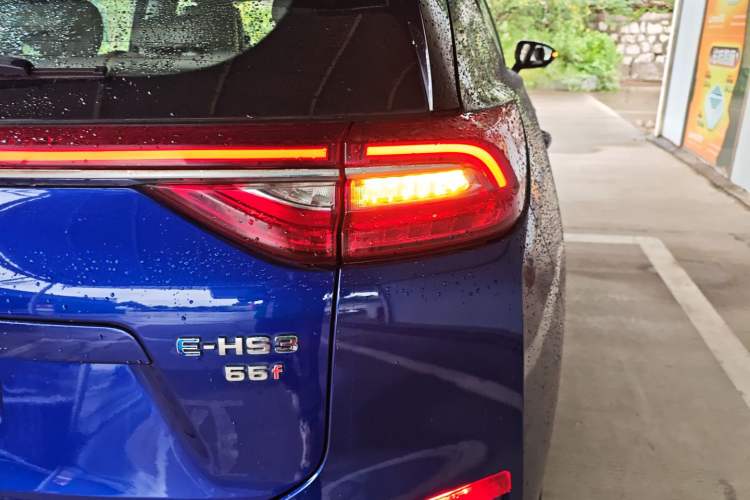 Used Hongqi E-HS3 2019 Zhilian Qiyue Two-Wheel Drive Version
