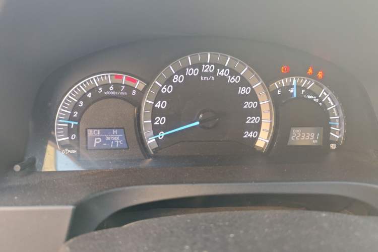 Used Toyota Camry 2012 Junrui 2.5S Activa Edition Odometer Close Up