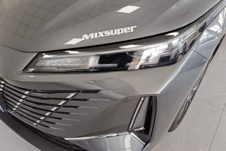 Used CHANGAN Eado 2025 Blue Whale 1.5T 500Bar Prestige Model
