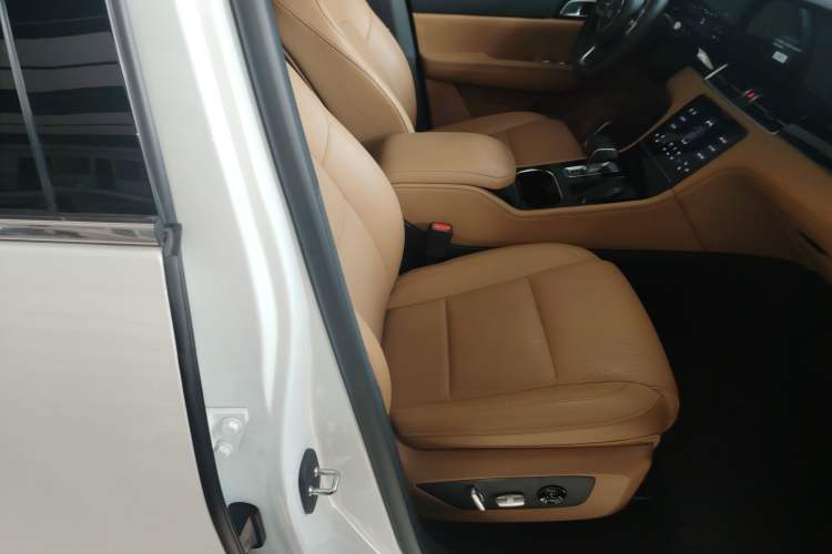 Used Li Auto ONE 2021 Extended-Range 6-Seater Version Right Front Seat