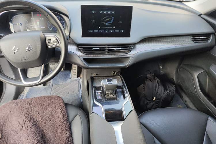 Used Hongqi E-QM5 2022 431 km Charge & Enjoy Edition
