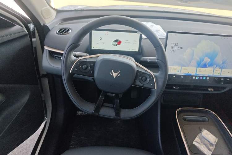 Used ARCFOX T1 2025 Model 425 MAX