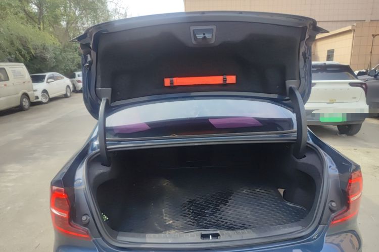 Used Volvo S60 2020 T4 Zhiyi Luxury Edition
