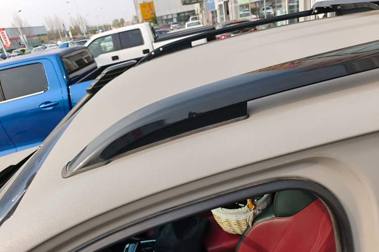 Used SAIC MAXUS T90 2022 2.0T Diesel Automatic 4x4 SAIC Bull—Demon Standard Cab