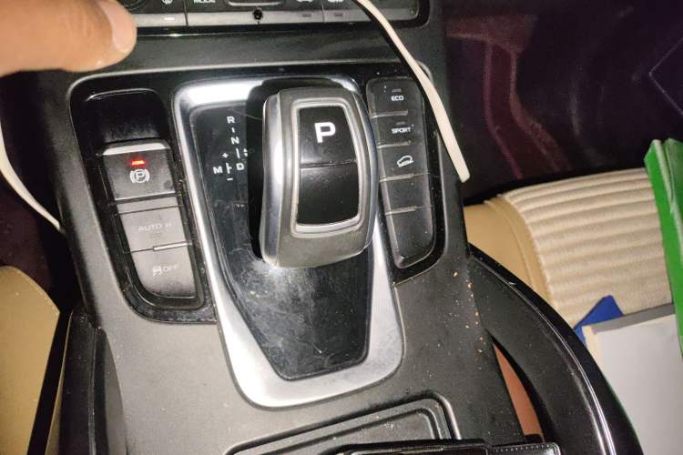 Used Geely Auto Emgrand X7 Sport 2021 1.8TD DCT Two-Wheel Drive Asian Games Edition