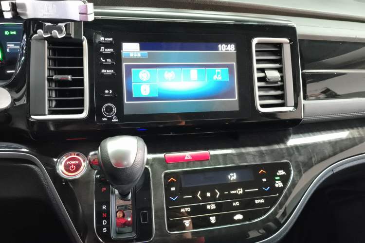 Used Honda Elysion 2019 2.0L Hybrid Luxury Edition
